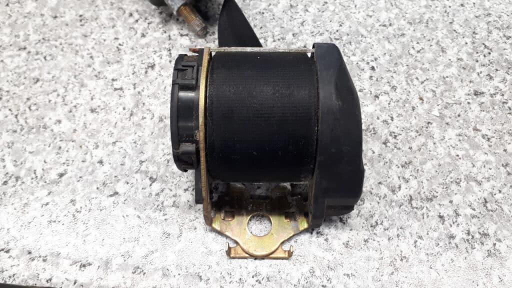pas bezpieczenstwa renault 3d przod