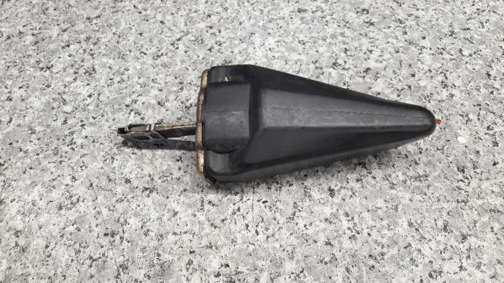 1h0837323 ogranicznik drzwi lewy przod vw vento