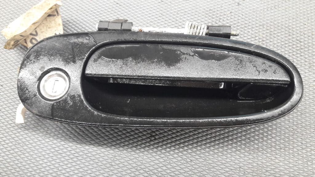 klmka prawy przod toyota corolla 94r