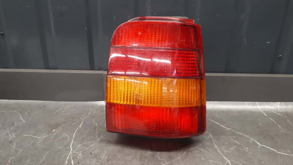 93GG13A602AC lampa prawa ford scorpio kombi
