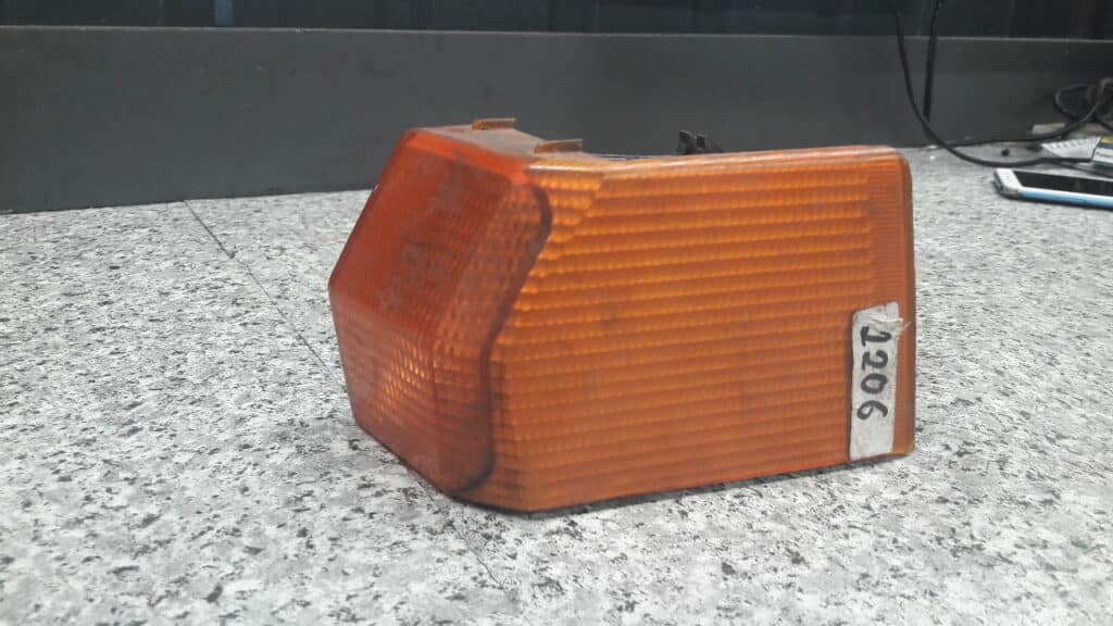 kierunkowskaz lewy przod citroen bx xb