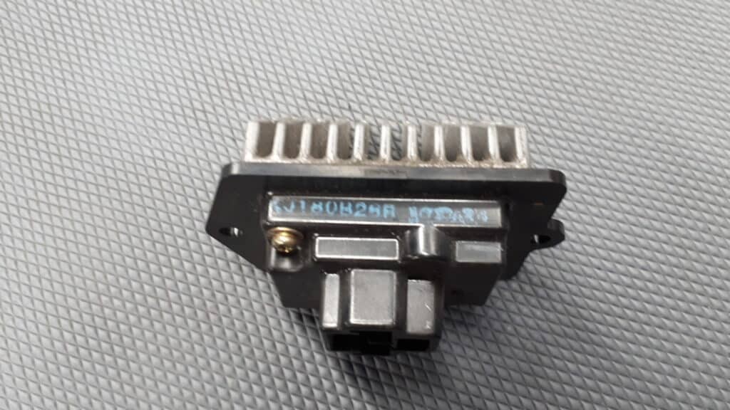 rezystor opornica mazda 626 1999r