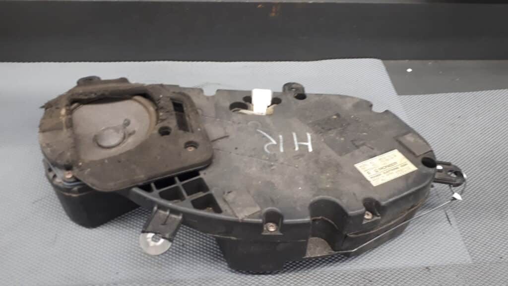 86150-50110 glosnik prawy tyl Lexus Ls400