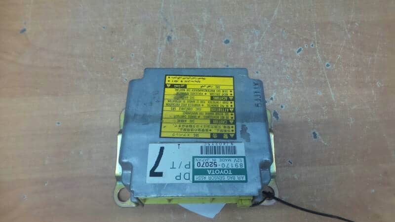89170-52070 Moduł sensor airbag YARIS VERSO