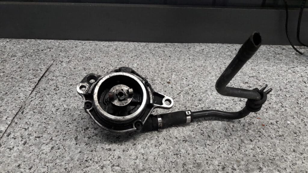 72162503 pompa vacum opel vectra b 2.0