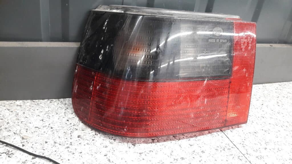 lampa lewy tyl seat ibiza II