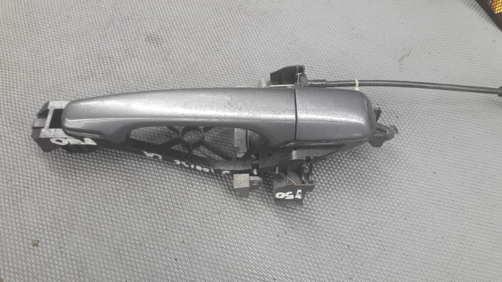 30784203 Klamka drzwi prawy tyl Volvo V50