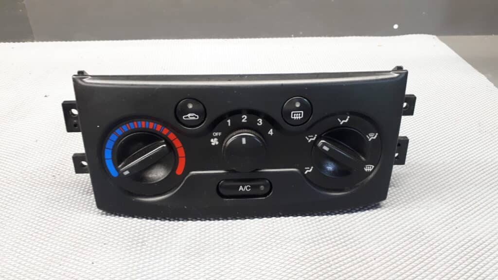 Panel nawiewu klimatyzacji daewoo kalos