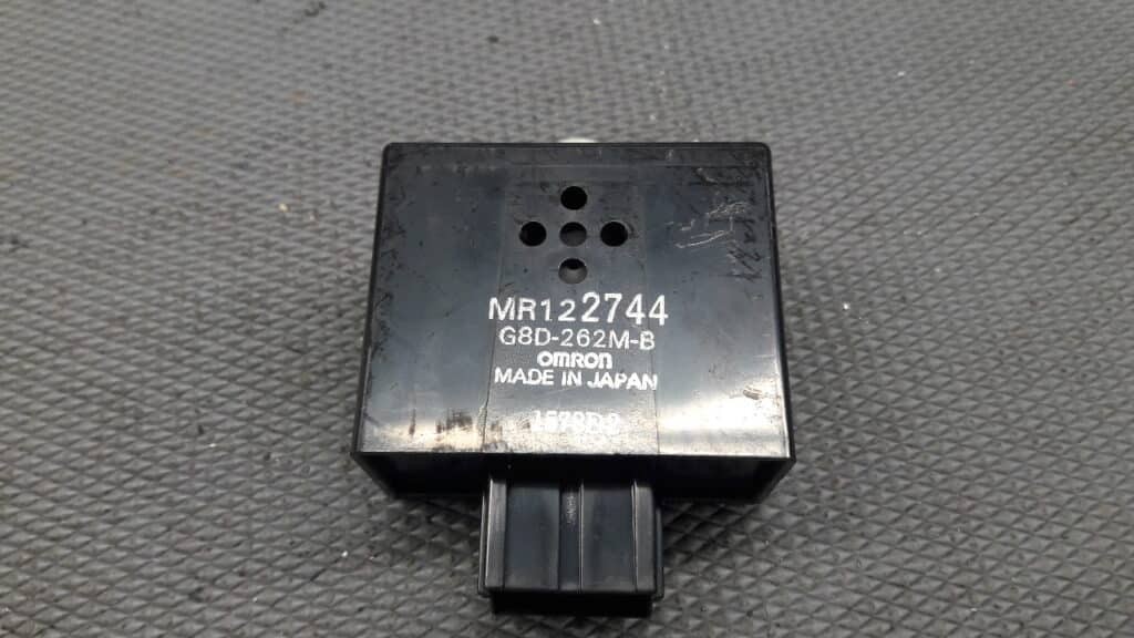 MR122744 brzeczyk MITSUBISHI PAJERO