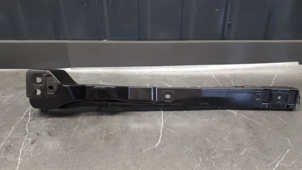 6L5807863B Slizg zderzaka tyl seat cordoba 02/05r