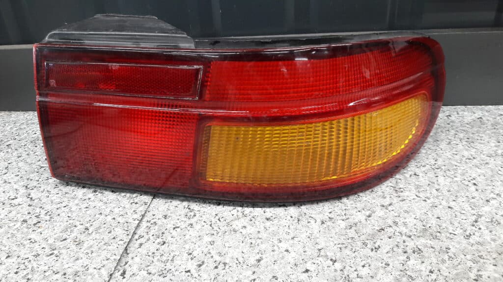 lampa prawy tyl kia sephia 96r