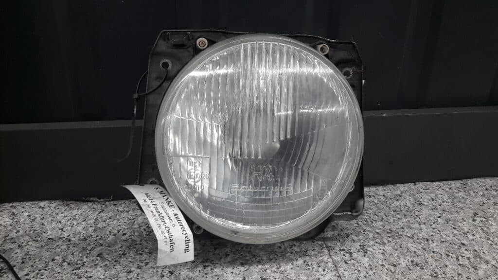 111941605 lampa lewy przód vw golf II