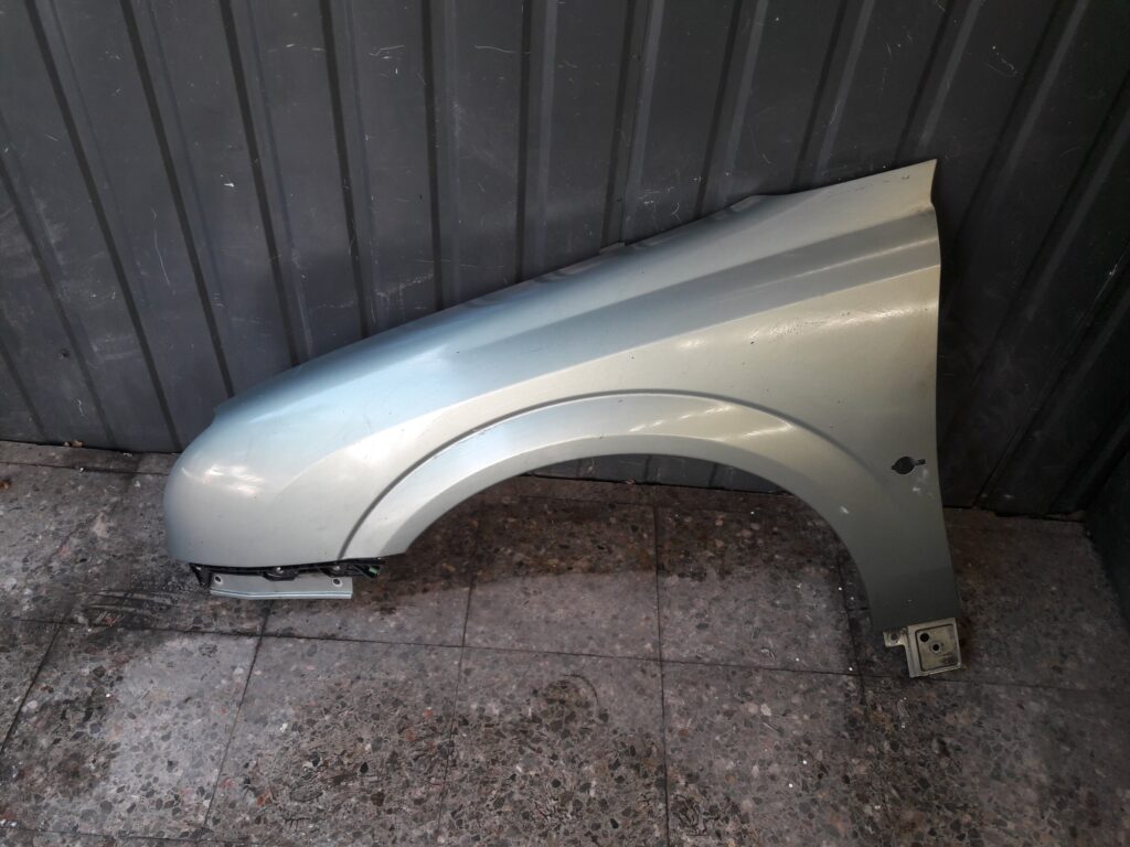 błotnik lewy przód opel vectra c signum zielony