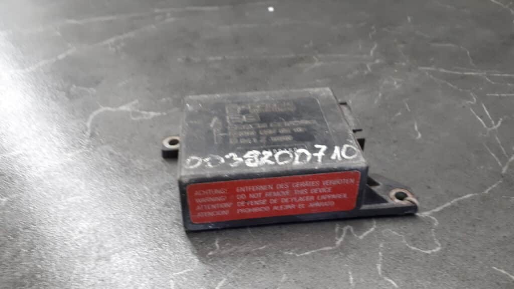 0038200710 sensor airbag mercedes w124
