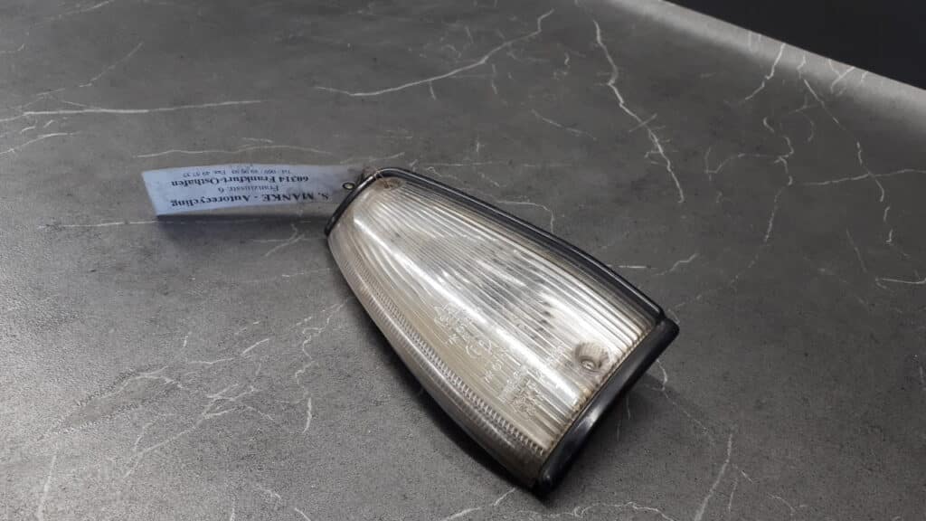 212-63301 Lampa postojowa lewa nissan micra k10 90r