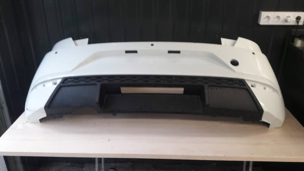 6f0807568e zderzak tył seat ibiza v HB