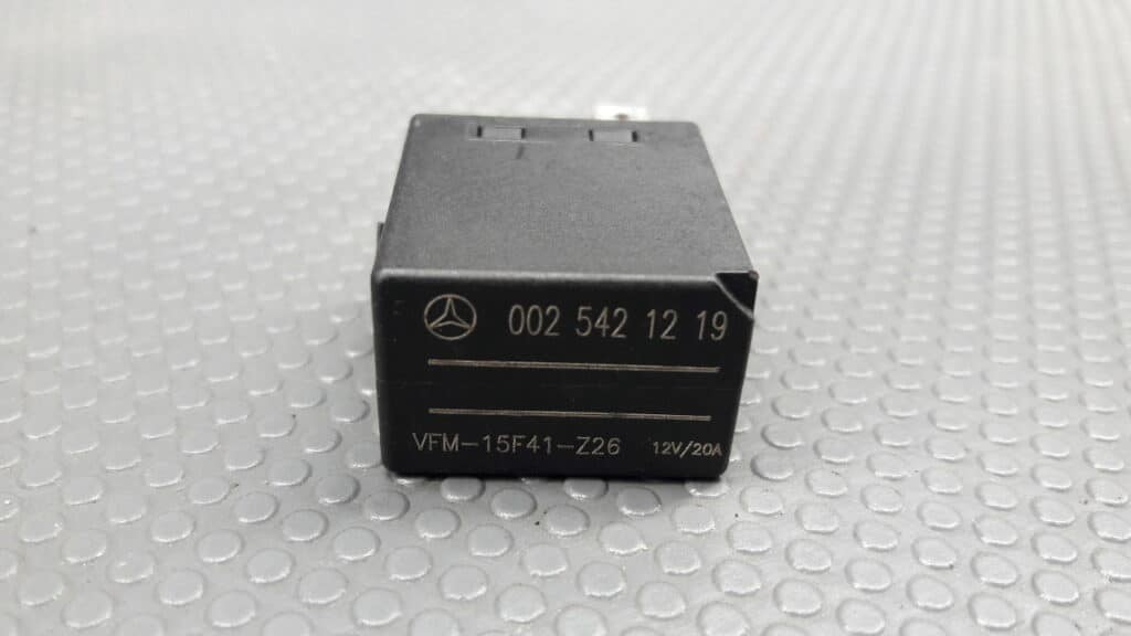 0025421219 przekaźnik MERCEDES W168