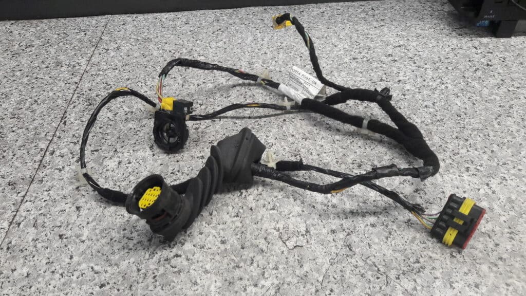 51747270 instalacja drzwi prawy tyl alfa romeo 147