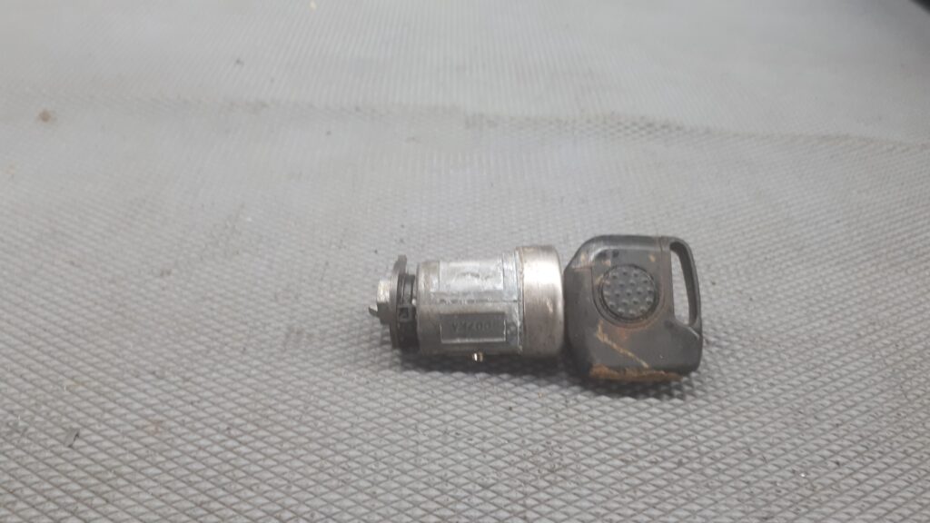 D07K wkladka stacyjki ford mondeo mk1