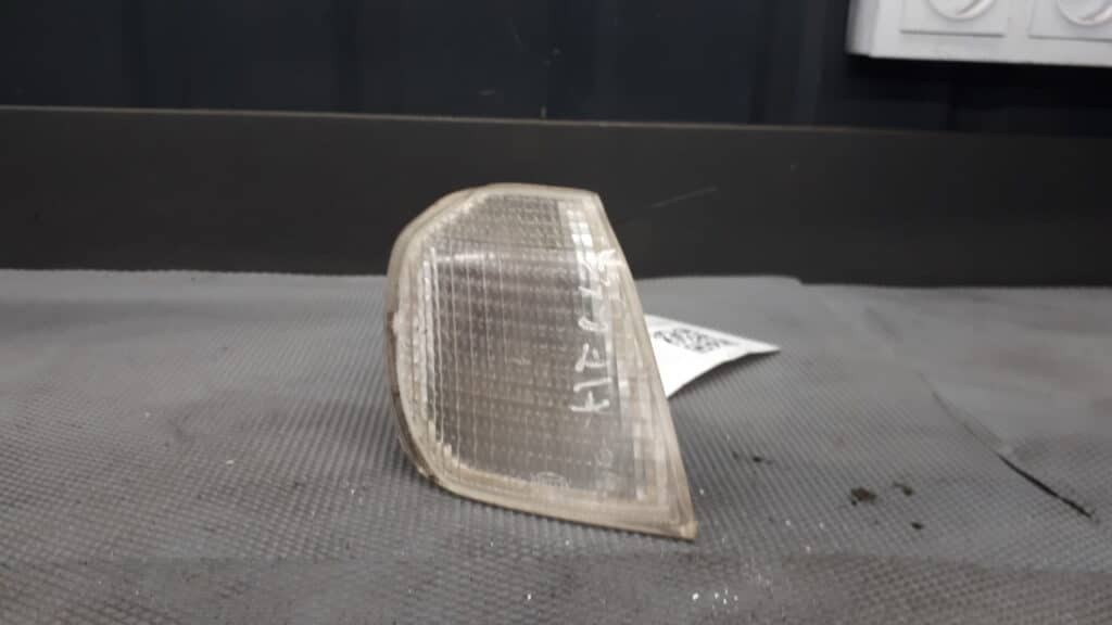 143242r Kierunkowskaz Prawy Alfa Romeo 146 Hella