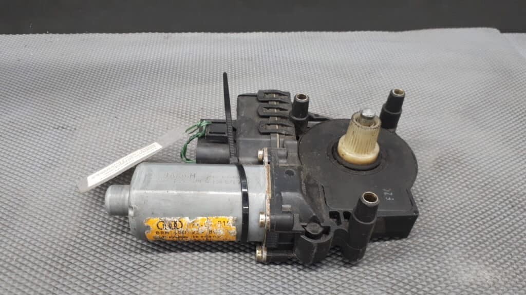 4b0959801d Mechanizm Szyby Lewy Przod Audi A6 C5