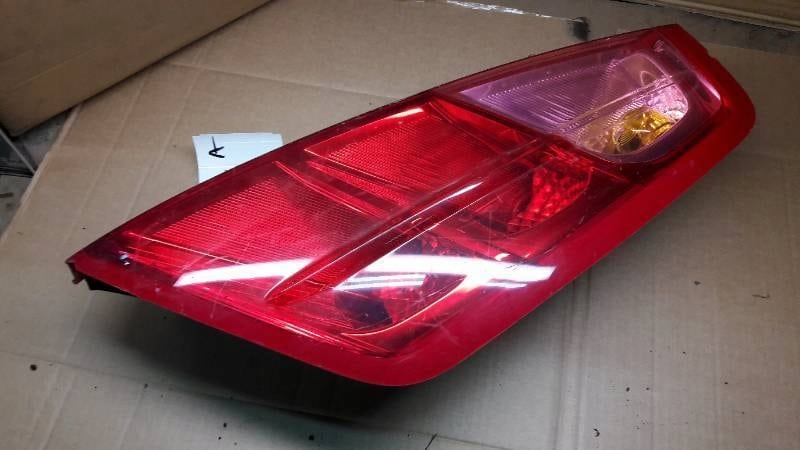 27460202 LAMPA PRAWY TYL FIAT GRANDE PUNTO