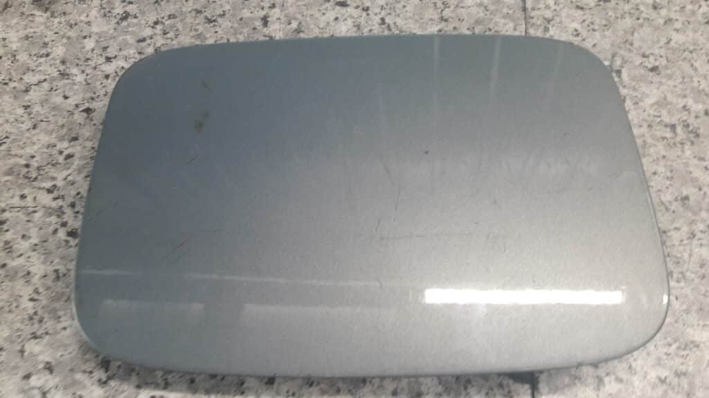 30779919 klapka wlewu paliwa volvo s40