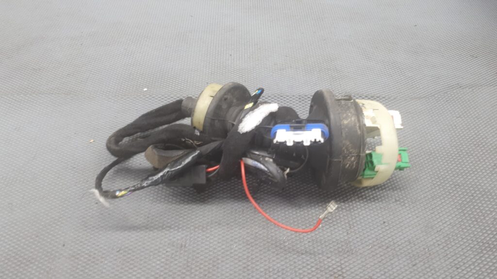 9650260380 wiazka  drzwi prawy tyl PEUGEOT 307