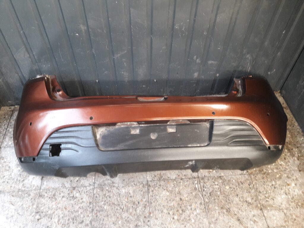 850b24953r zderzak tył renault clio IV brazowy