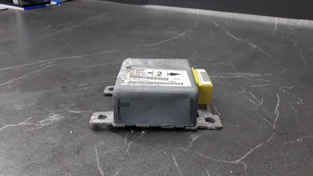 0285001194 sensor airbag nissan primera 2.0 td