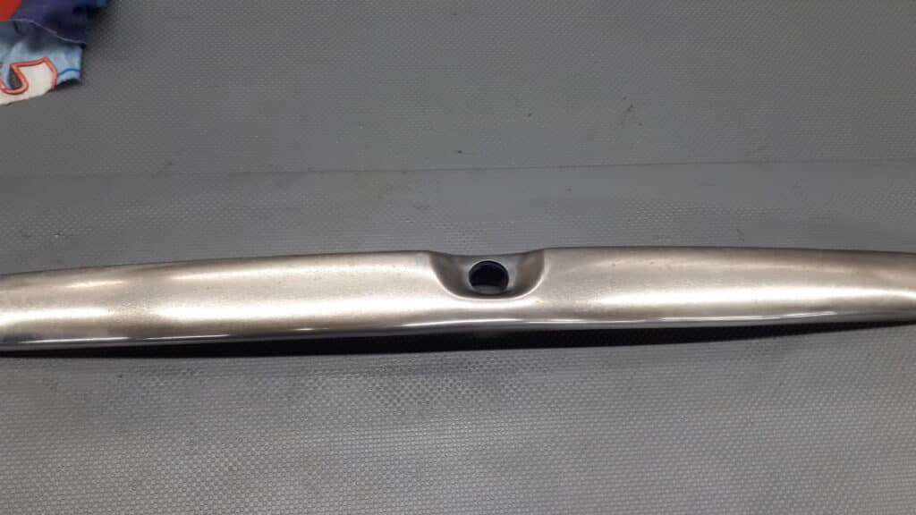 90463727 blenda klapy BAGAŻNIKA VECTRA B SEDAN