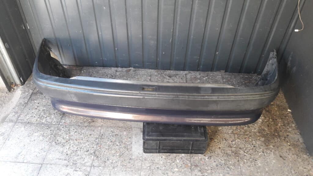 90380387 Zderzak tyl Astra F Sedan 96R