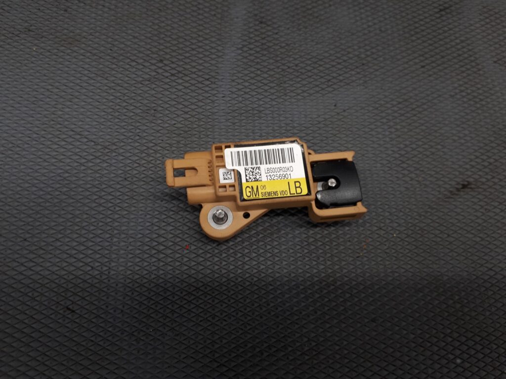 13256901 sensor uderzenia opel vectra c lift