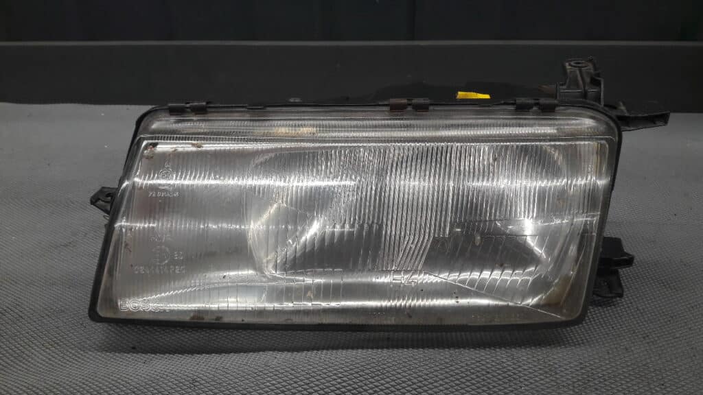90228449 reflektor lewy przod OPEL VECTRA A BOSCH