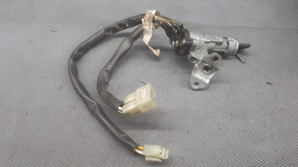 1406 Honda Concerto Zündschalter