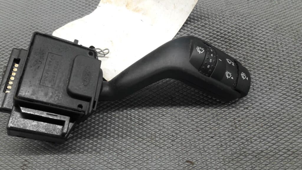 17D346C przełącznik wycieraczek FORD FOCUS MK2