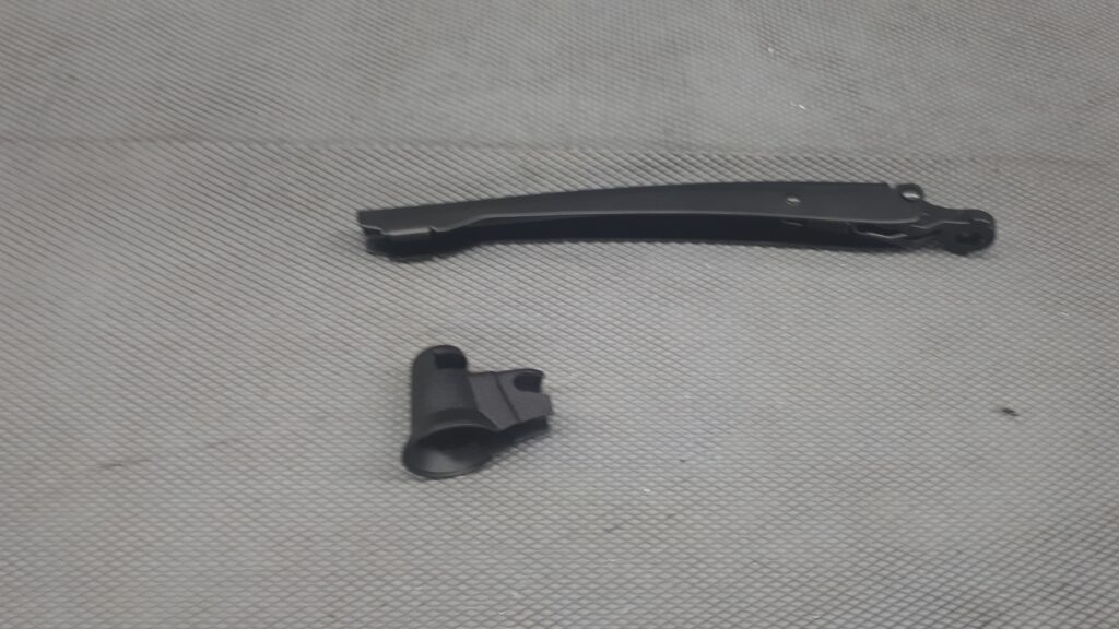 ramie tylnej wycieraczki vw fox