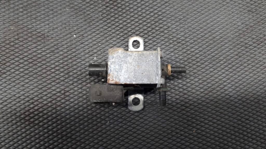 1742711 zawor cisnienia bmw e53 4.4