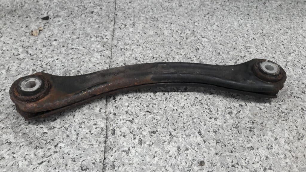 wahacz tył mercedes w203 kombi