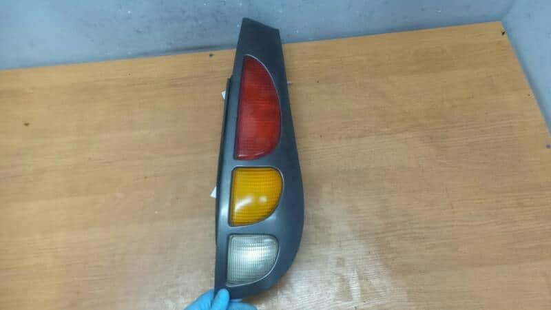 395409999 LAMPA PRAWA FIAT MAREA WEEKEND 98r
