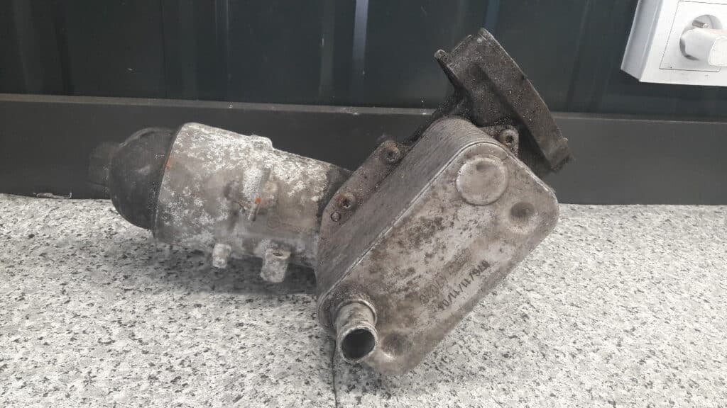 7788453 Podstawa filtra oleju BMW e92 e90 3.0 d