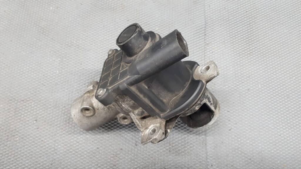 70036801 zawor egr dacia sandero 1.5 dci