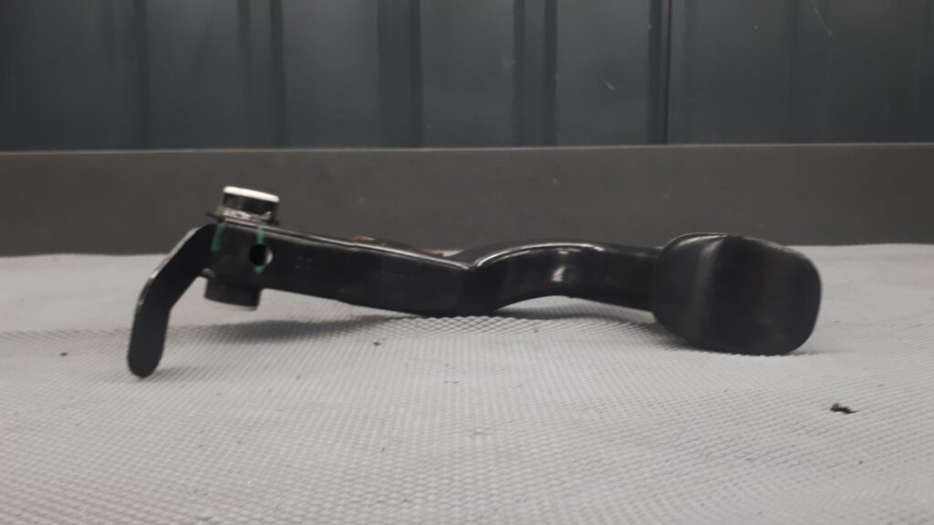 3809370012 pedal hamulca alfa romeo 147 1.6
