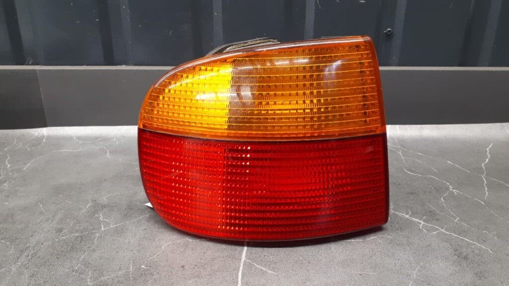 Lampa lewy tyl fiat punto cabrio 99r