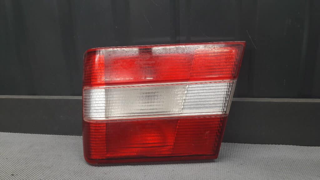 3534093 Lampa klapy prawy tyl VOLVO 940 SEDAN 91R