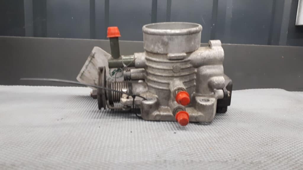 0k24718911 Przepustnica Kia Shuma 00r 1,8 16v