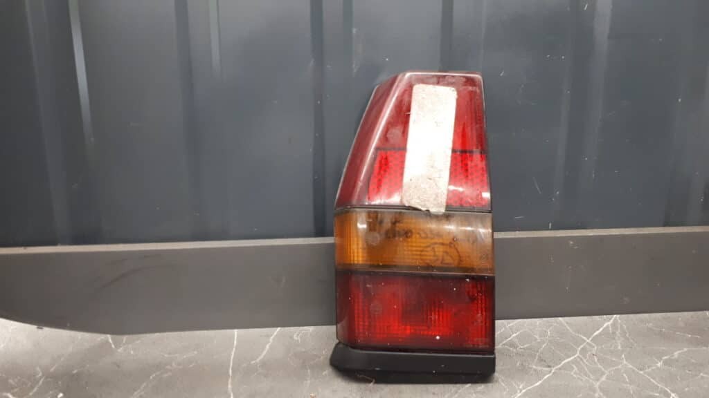 867945111a lampa lewy tyl vw polo II