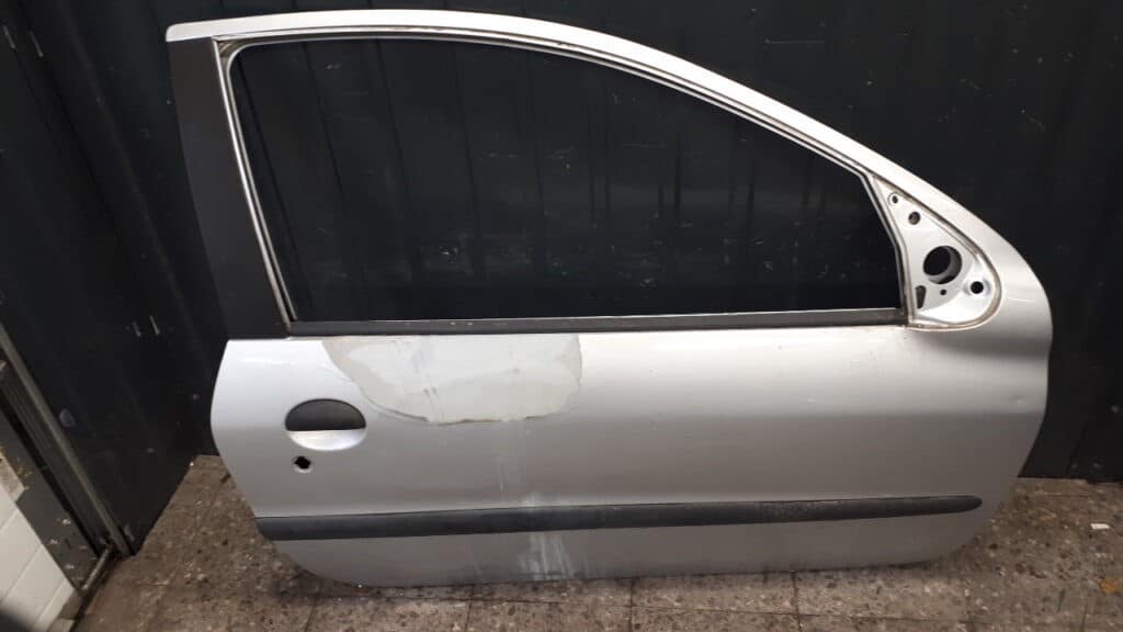 drzwi prawe peugeot 206 3d ezr