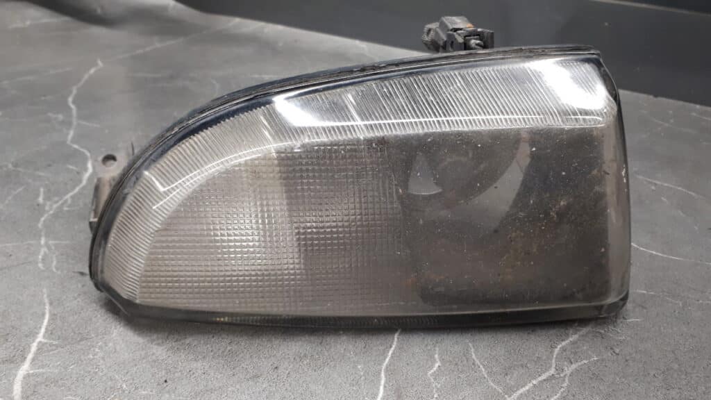 67807241 szklo halogenu prawe fiat coupe