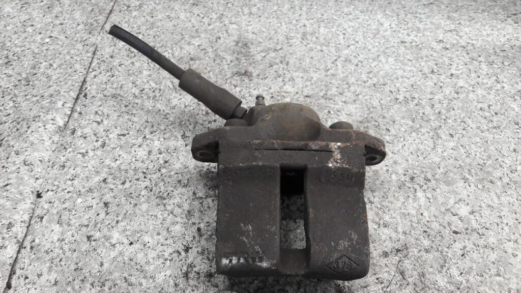 8247/5 zacisk hamulca tarczowego lewy przod twingo II lift 1.2